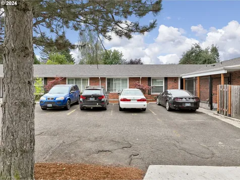 800 NE 4th Street Gresham OR 97030