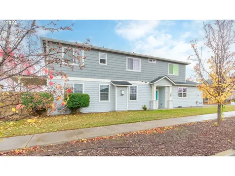 668 Kaitlin Lane Medford OR 97501