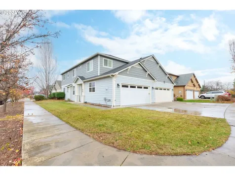 668 Kaitlin Lane Medford OR 97501
