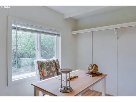 6830 Parker Street Cloverdale OR 97112