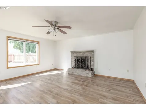 16306 NE 75th Circle Vancouver WA 98682