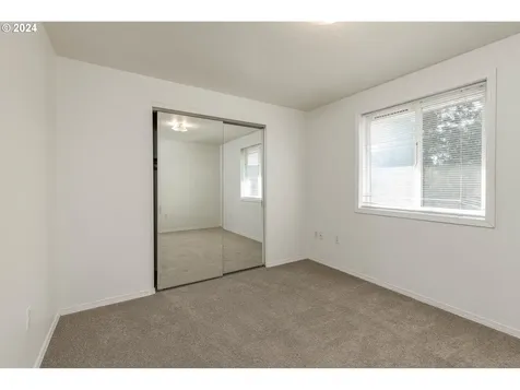 16306 NE 75th Circle Vancouver WA 98682