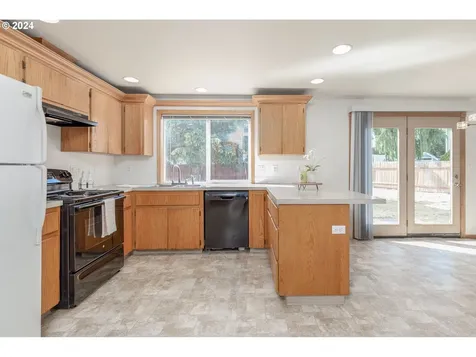 16306 NE 75th Circle Vancouver WA 98682