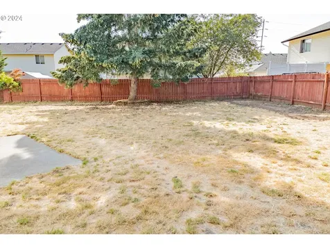 16306 NE 75th Circle Vancouver WA 98682