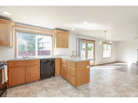 16306 NE 75th Circle Vancouver WA 98682