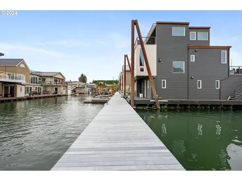 18525 NE Marine Drive Portland OR 97230