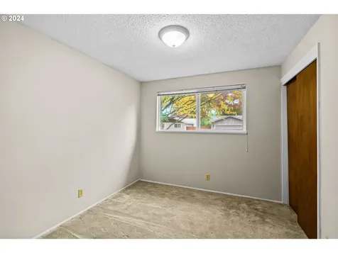 316 E Rosewood Avenue Eugene OR 97404