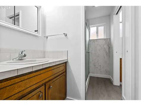316 E Rosewood Avenue Eugene OR 97404
