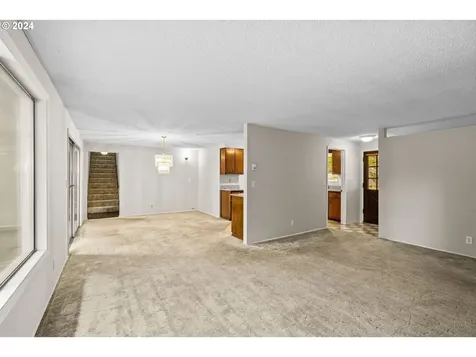 316 E Rosewood Avenue Eugene OR 97404
