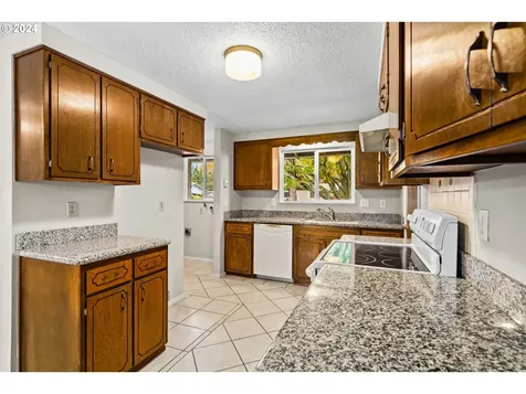 316 E Rosewood Avenue Eugene OR 97404