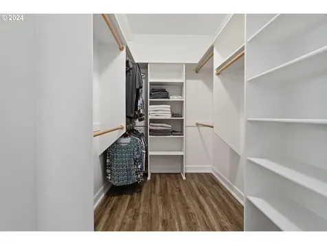 564 NE Fern Avenue Dallas OR 97338