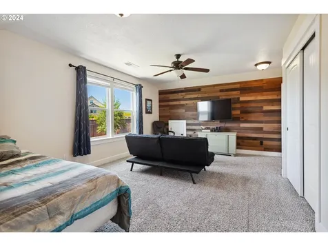 564 NE Fern Avenue Dallas OR 97338