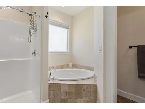 564 NE Fern Avenue Dallas OR 97338