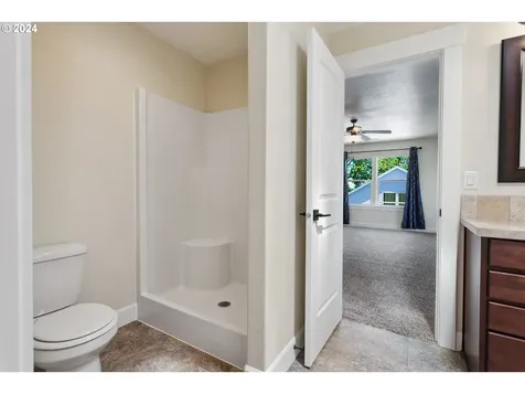 564 NE Fern Avenue Dallas OR 97338