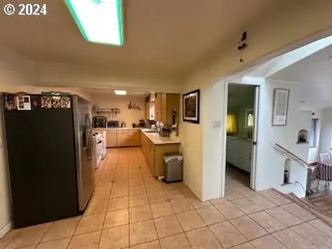 2495 Happy Valley Drive Medford OR 97501