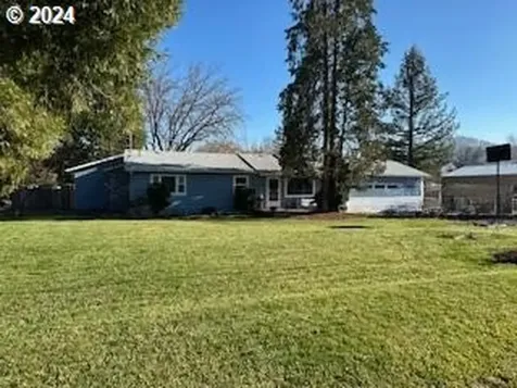 2495 Happy Valley Drive Medford OR 97501