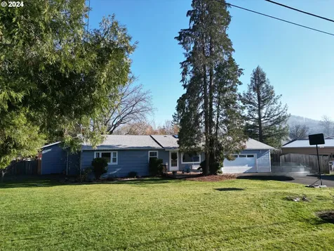2495 Happy Valley Drive Medford OR 97501