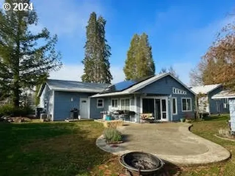 2495 Happy Valley Drive Medford OR 97501