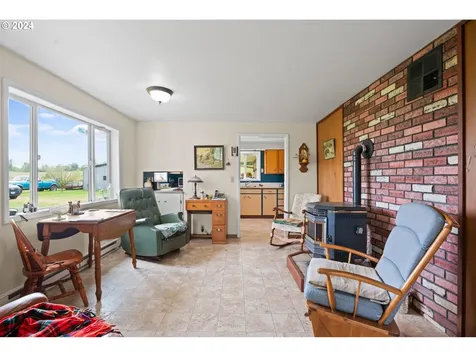 11010 S Township Road Canby OR 97013