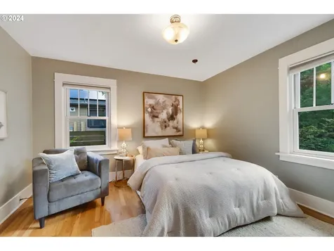 3934 Ne 18th Avenue Portland OR 97212
