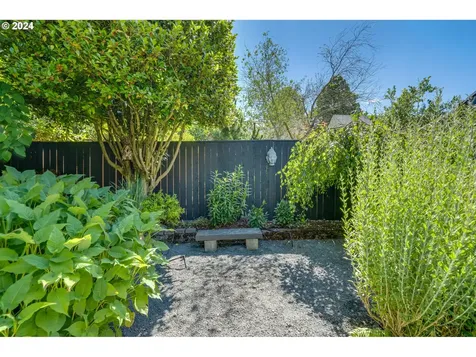 3934 Ne 18th Avenue Portland OR 97212