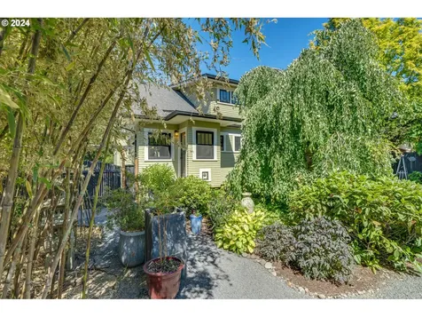 3934 Ne 18th Avenue Portland OR 97212