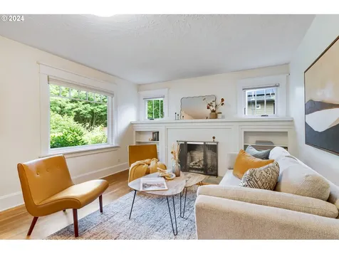 3934 Ne 18th Avenue Portland OR 97212