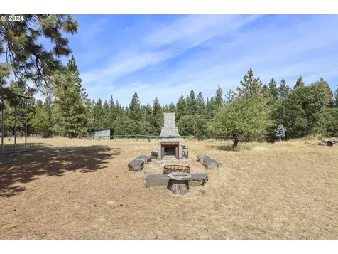77427 Highway 216 Maupin OR 97037