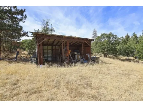 77427 Highway 216 Maupin OR 97037