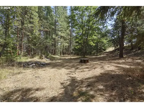 77427 Highway 216 Maupin OR 97037