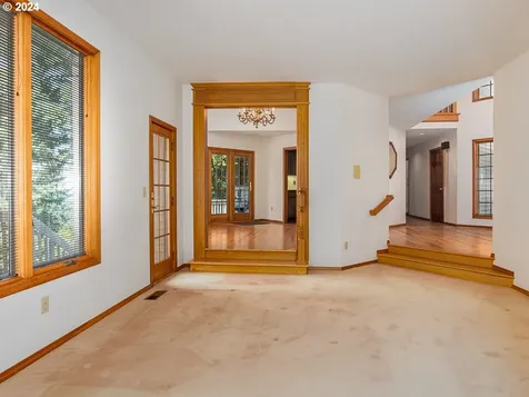 10103 Se Palatial Court Happy Valley OR 97086