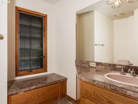 10103 Se Palatial Court Happy Valley OR 97086