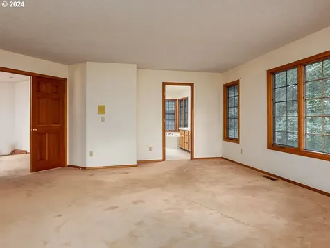 10103 Se Palatial Court Happy Valley OR 97086