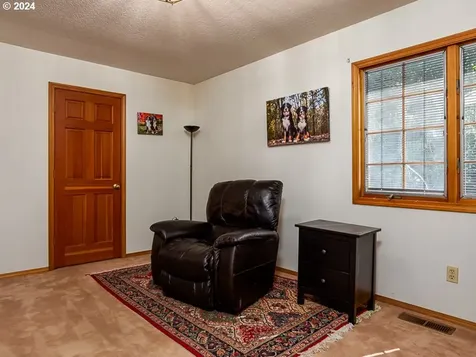 10103 Se Palatial Court Happy Valley OR 97086