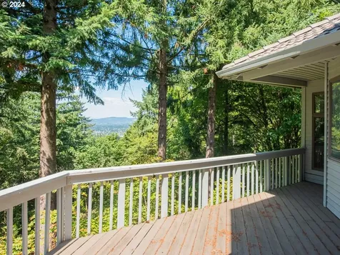 10103 Se Palatial Court Happy Valley OR 97086