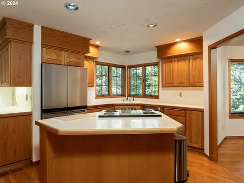 10103 Se Palatial Court Happy Valley OR 97086