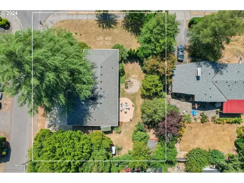 7475 Sw 76th Avenue Portland OR 97223