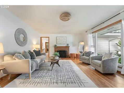 7475 Sw 76th Avenue Portland OR 97223