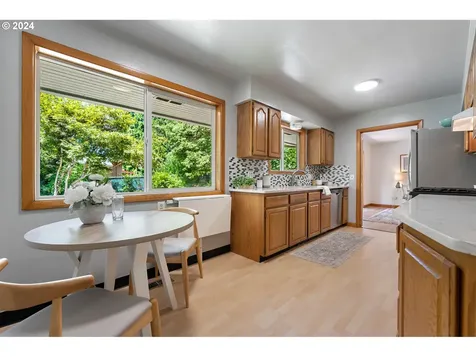 7475 Sw 76th Avenue Portland OR 97223