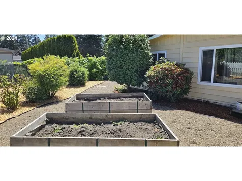 17100 SW Eldorado Drive Portland OR 97224