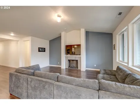 1560 Ne Forest Park Street Estacada OR 97023