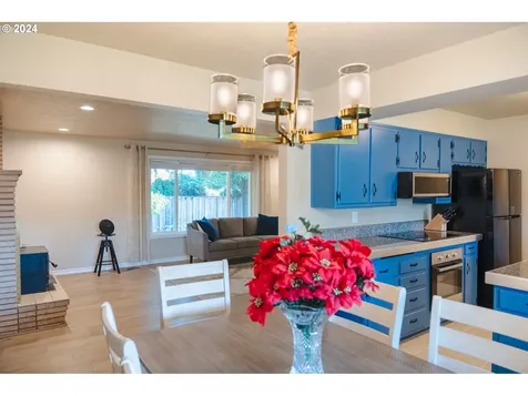 597 NE Birchwood Place Hillsboro OR 97124
