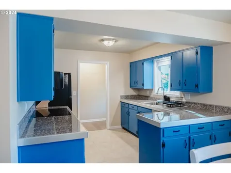 597 NE Birchwood Place Hillsboro OR 97124