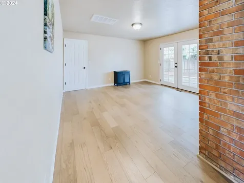 597 NE Birchwood Place Hillsboro OR 97124