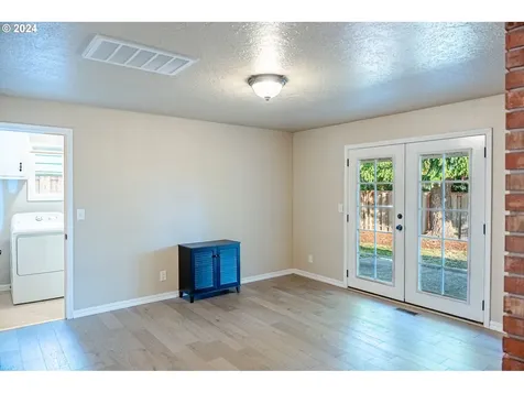 597 NE Birchwood Place Hillsboro OR 97124