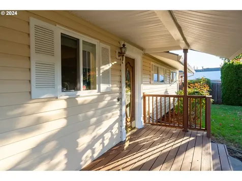 597 NE Birchwood Place Hillsboro OR 97124