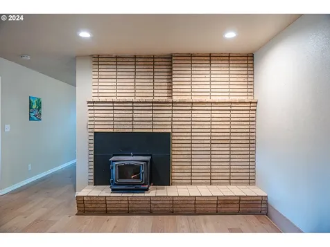 597 NE Birchwood Place Hillsboro OR 97124