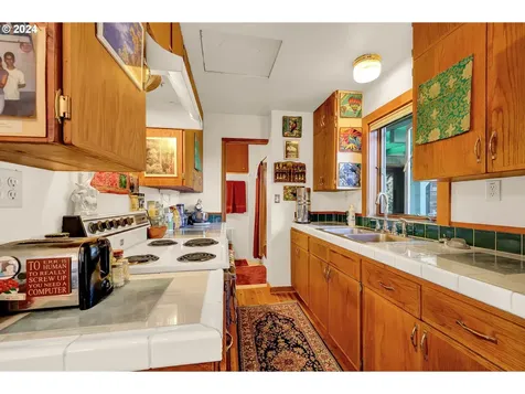 3515 Mill Street Eugene OR 97405