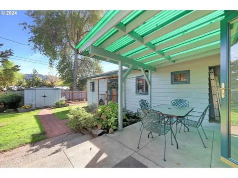 3515 Mill Street Eugene OR 97405
