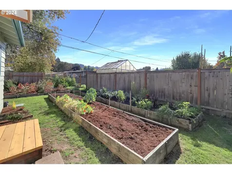 3515 Mill Street Eugene OR 97405